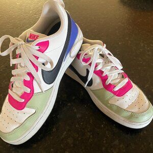 Women's Nike Size 6 ½